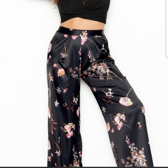 Victoria's Secret Other - VS Victoria’s Secret Floral Satin Pants